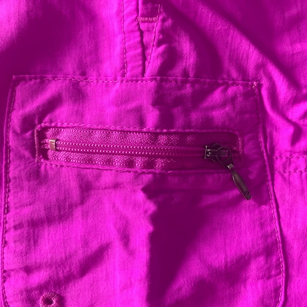 Two pair of women’s Columbia hiking shorts - Picture 9 of 12